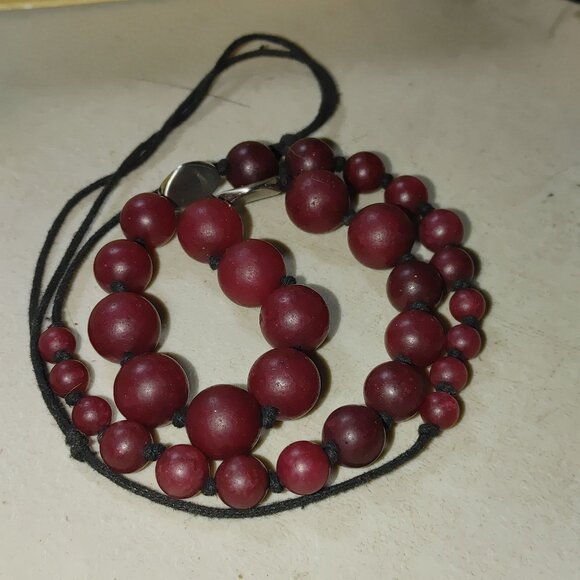 Jade Bead Necklace Dyed Silvertone Accent Adjustable Polyester Cord 25-36 Inches - Picture 11 of 16